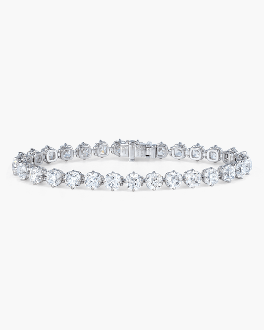 14.55 carat Antique Cushion Cut Diamond Bracelet (0.50 carat)