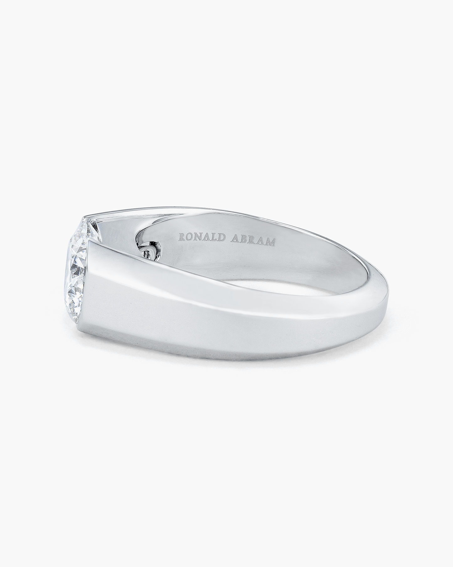 2.02 carat Round Cut Diamond Gentlemen's Ring