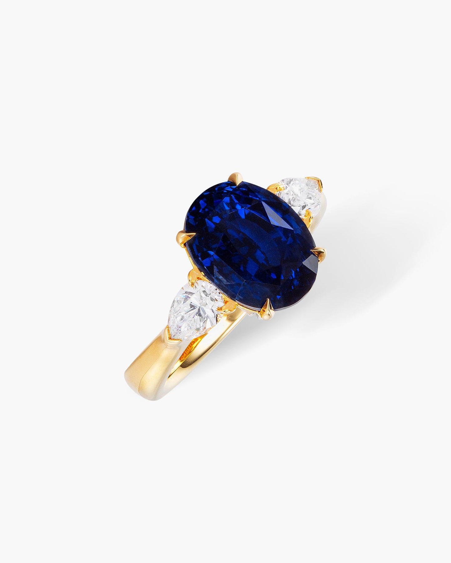 5.07 carat Oval Shape Sapphire and Diamond Ring