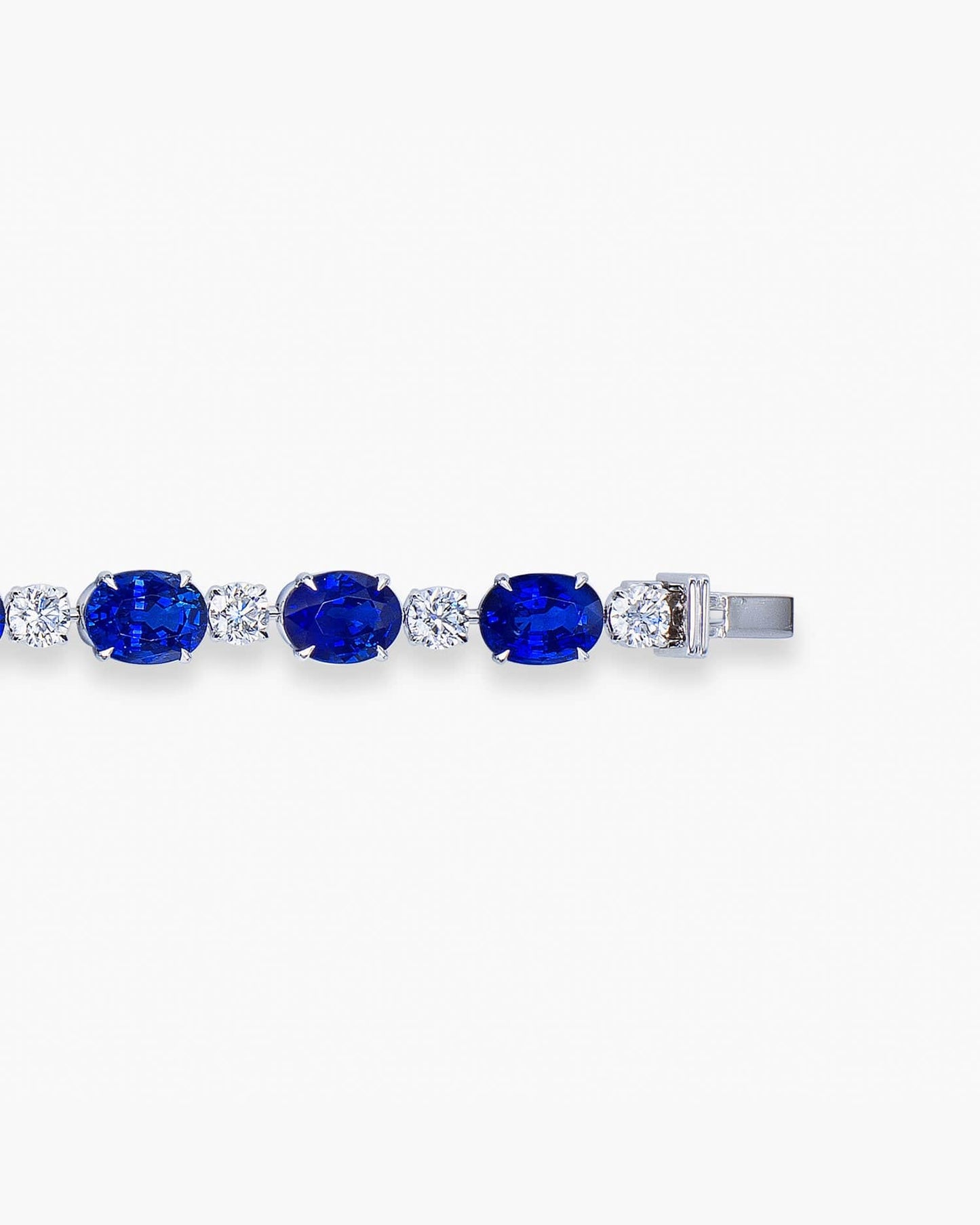 Oval Shape Sapphire and Diamond Bracelet (1.70 carat)
