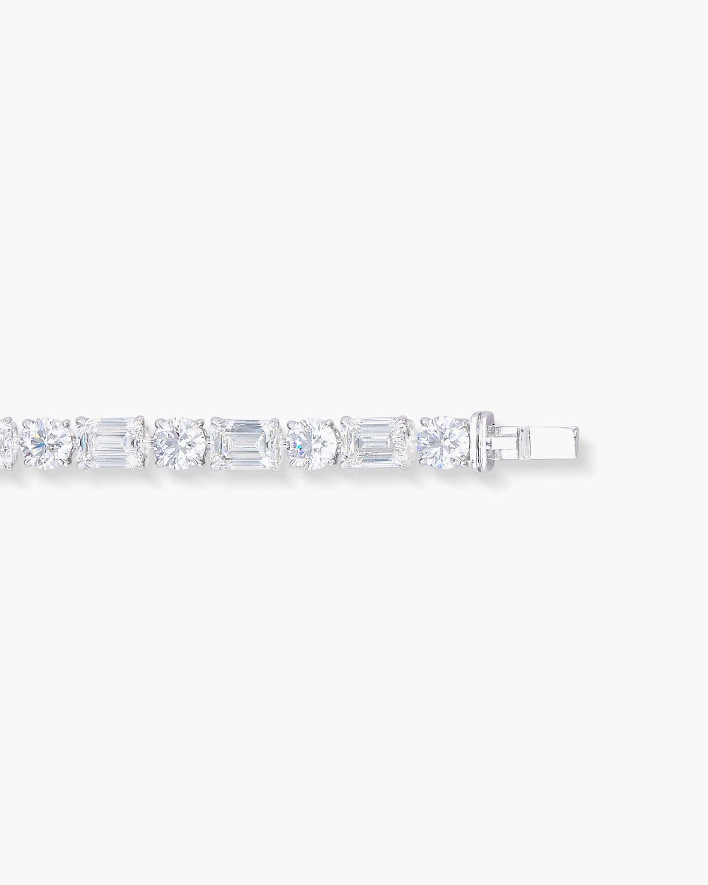Emerald Cut and Round Brilliant Cut Diamond Bracelet (0.70 carat)