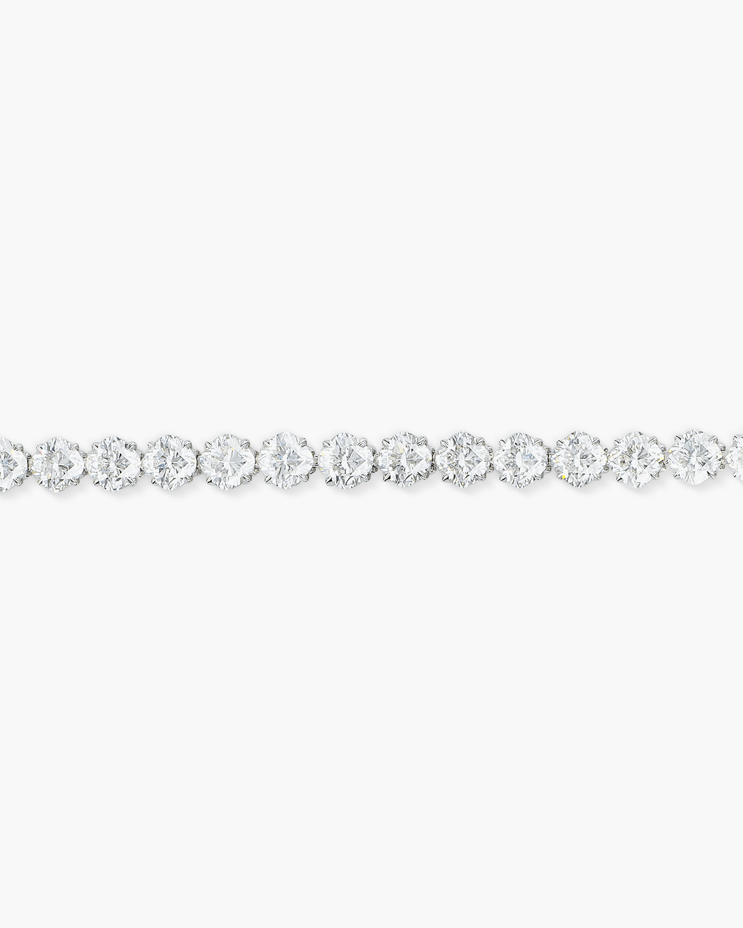 11.86 carat Cushion Cut Diamond Bracelet (0.30 carat)