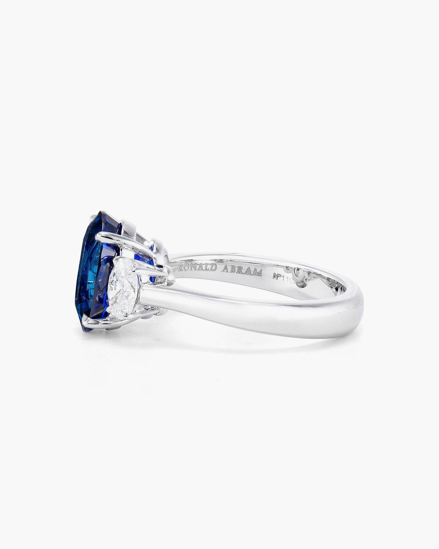 4.22 carat Oval Shape Ceylon Sapphire and Diamond Ring