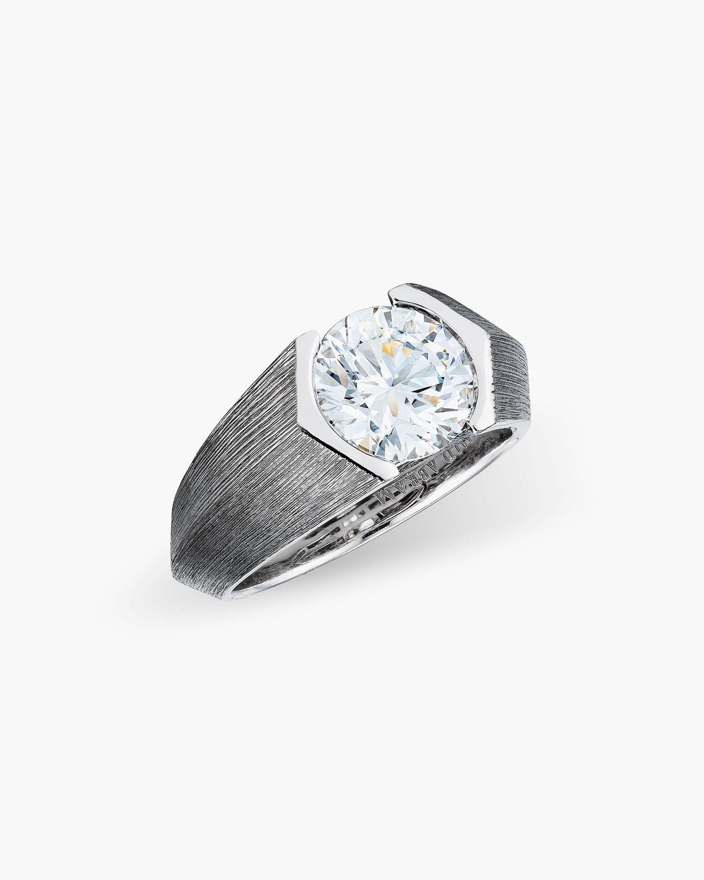 2.02 carat Round Diamond Ring