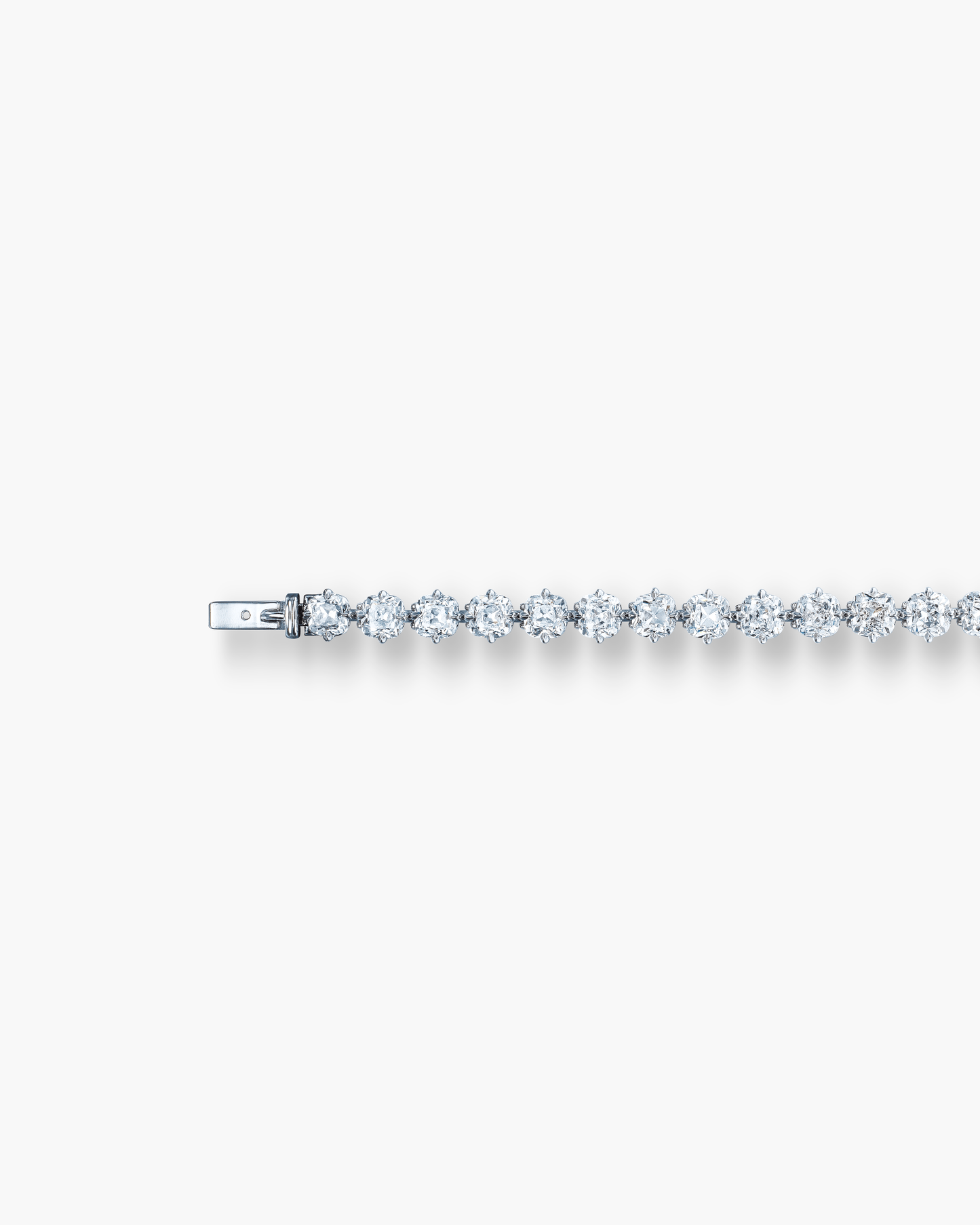 14.55 carat Antique Cushion Cut Diamond Bracelet (0.50 carat)