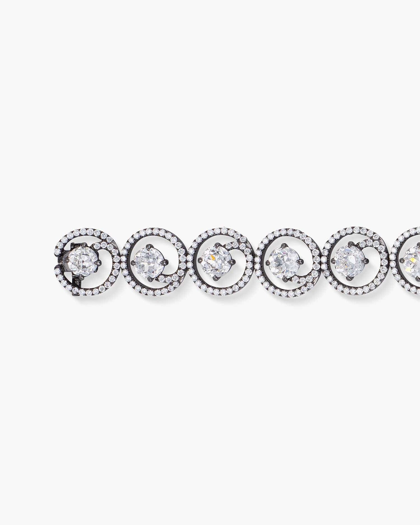 Round Brilliant Cut Diamond Black Platinum Bracelet (0.43 carat)