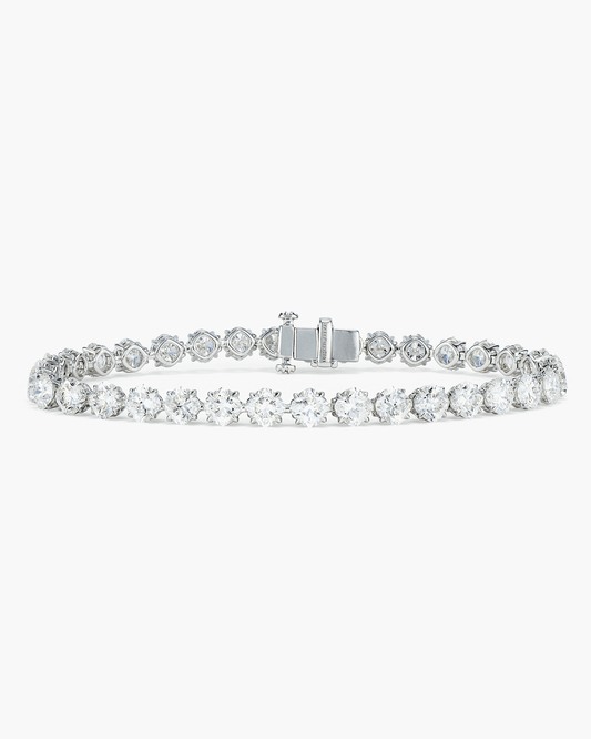 11.86 carat Cushion Cut Diamond Bracelet (0.30 carat)